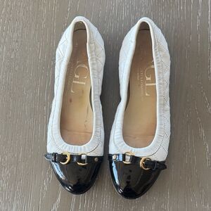 AGL VINTAGE Women's Black and White Leather Ballet Flats Gold Buckle Size 36 GUC